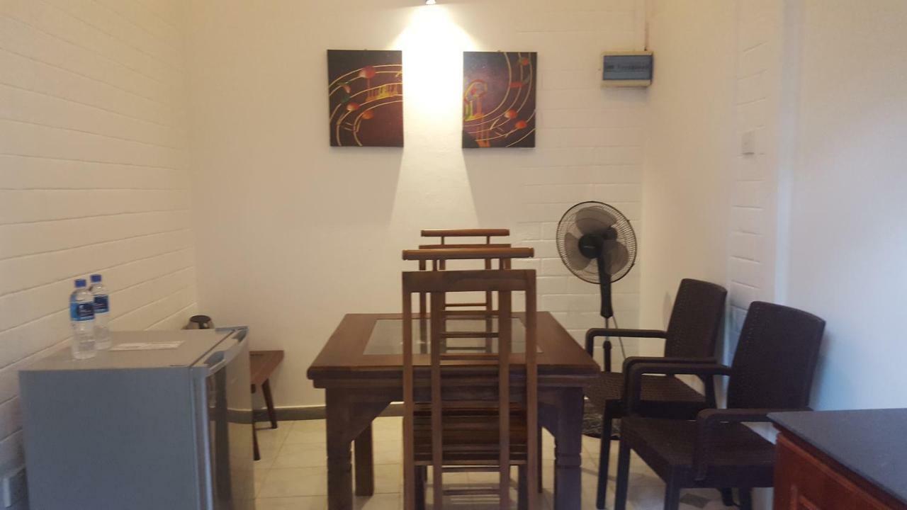 Mihilaka Holiday Homes Wadduwa Rom bilde
